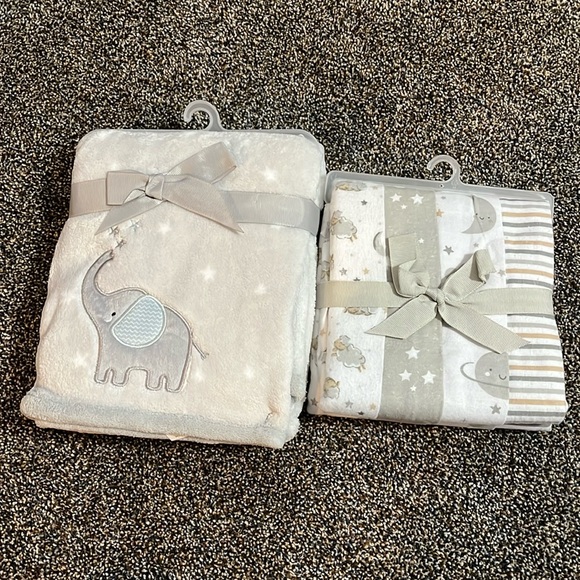 Other Nwot Gray Elephant Baby Blanket And Gray Theme Burp Cloths